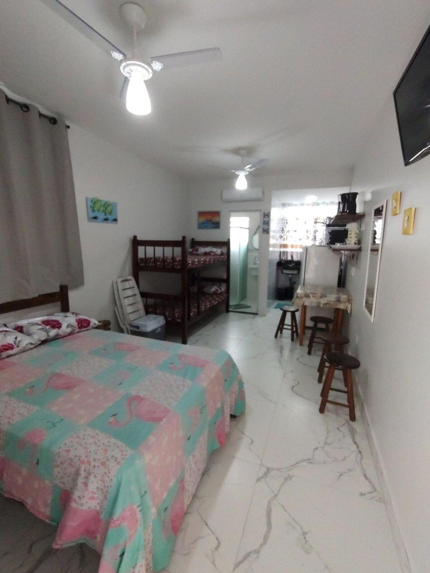 Kit Net Na Praia Grande Ubatuba 200 Metros Do Mar Eksteriør bilde